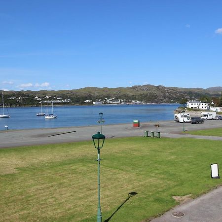 Skye Backpackers Kyleakin Exterior foto