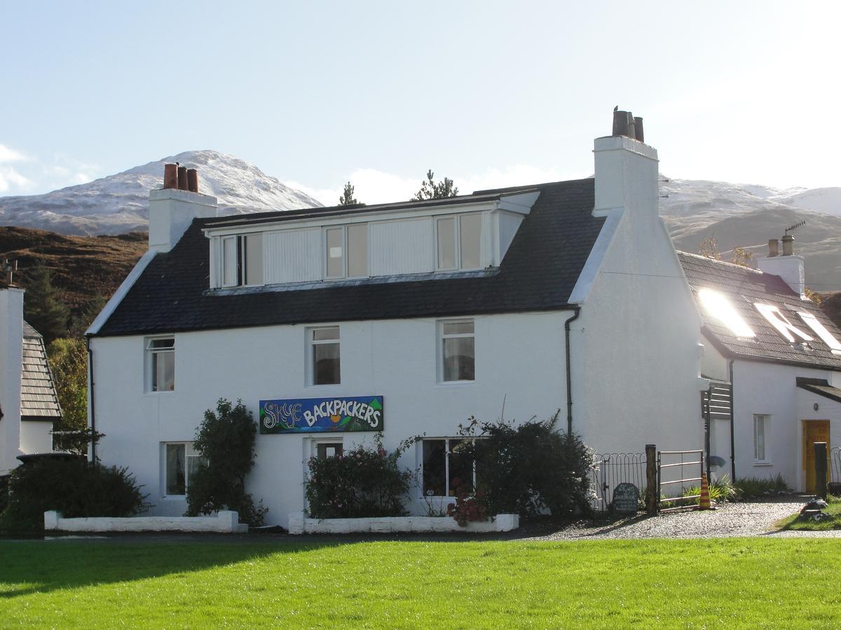 Skye Backpackers Kyleakin Exterior foto